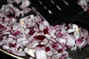 Пошаговое фото рецепта «Пикантные маффины с луком»