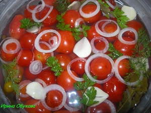 Фото рецепта «Быстро маринованные помидорчики»