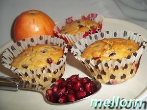 Фото рецепта «Яблочно-гранатовые кексы»