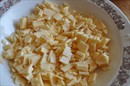 Пошаговое фото рецепта «Слоёный рулет с ветчиной и сыром»
