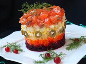 Фото рецепта «Салат с красной рыбой»